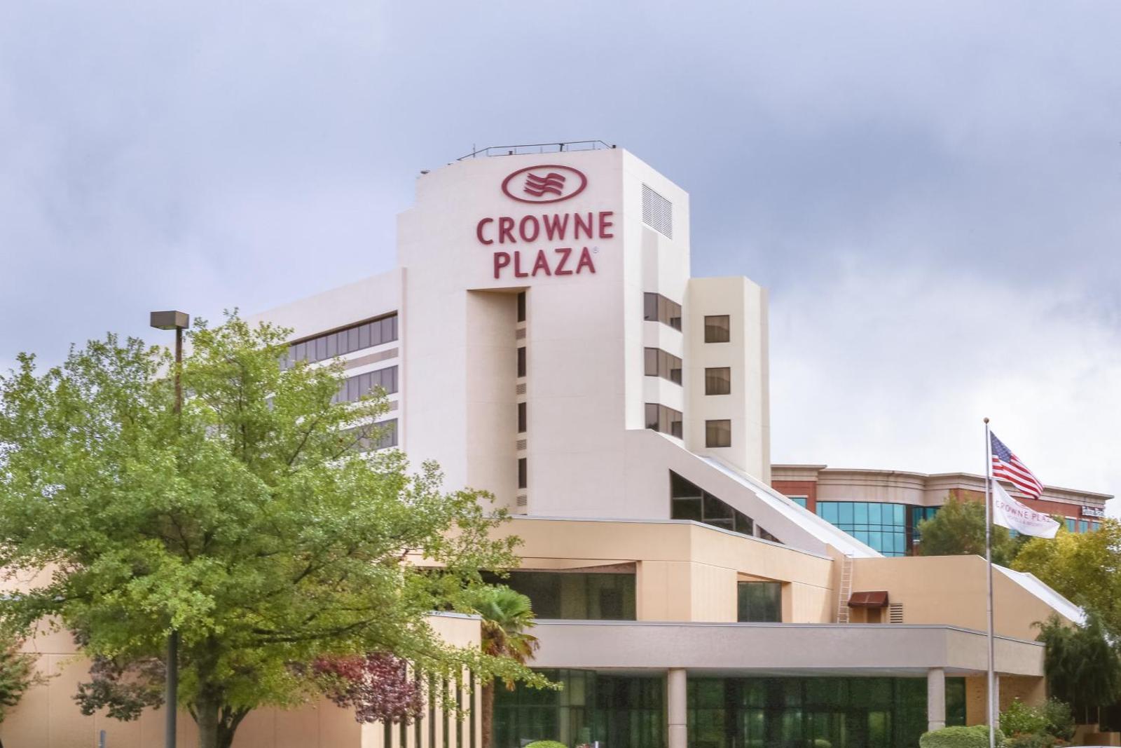 Crowne Plaza Hotel Virginia Beach-Norfolk Main image 1